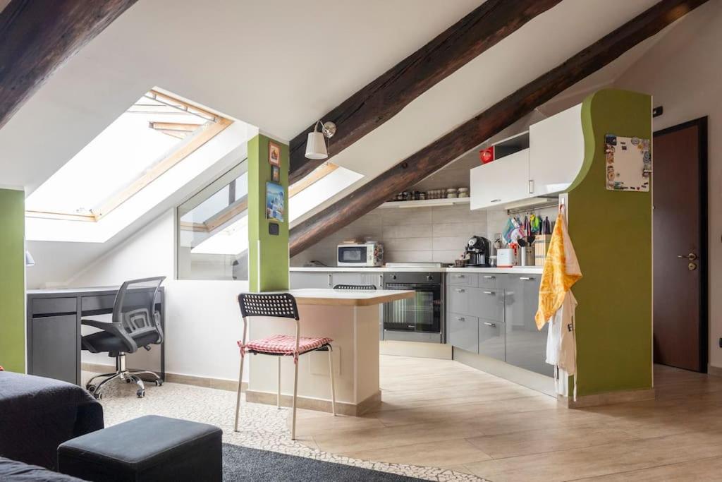 Cozy Attic In The City Center Turijn Buitenkant foto